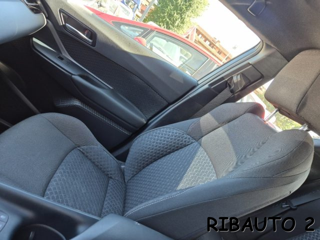 TOYOTA C-HR usata, con Cruise Control