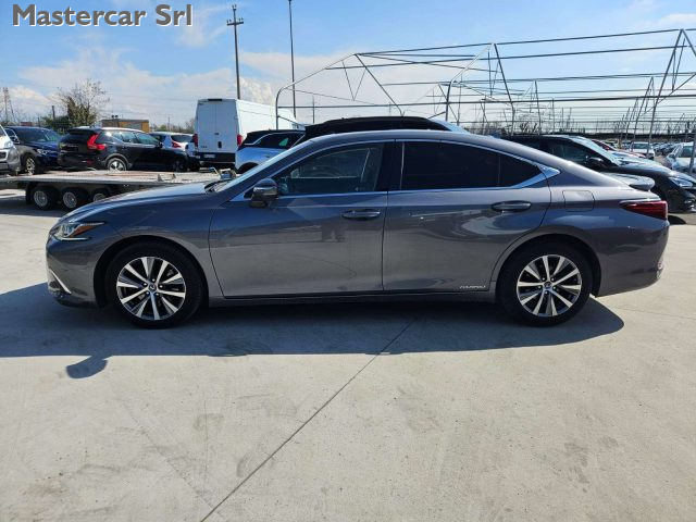 LEXUS ES 300 usata, con Airbag laterali