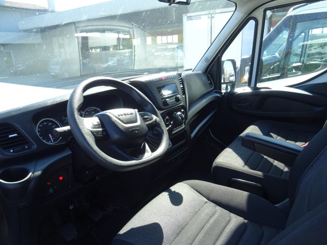 IVECO Daily usata, con Fendinebbia