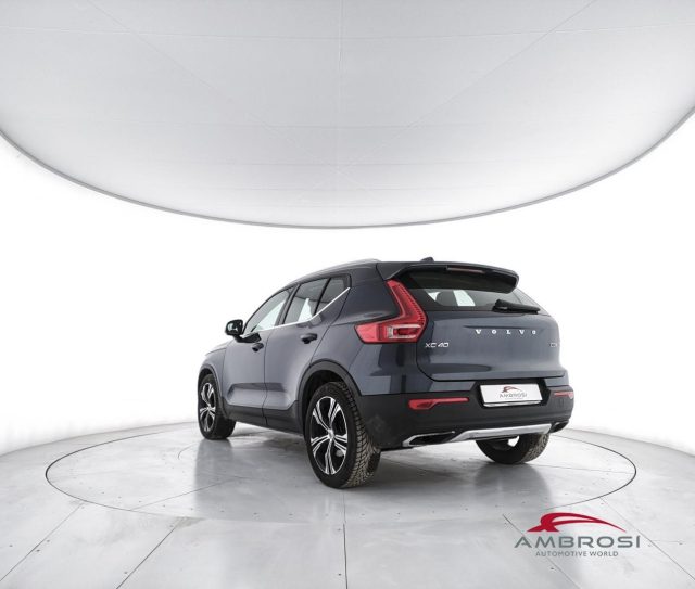 VOLVO XC40 usata 3