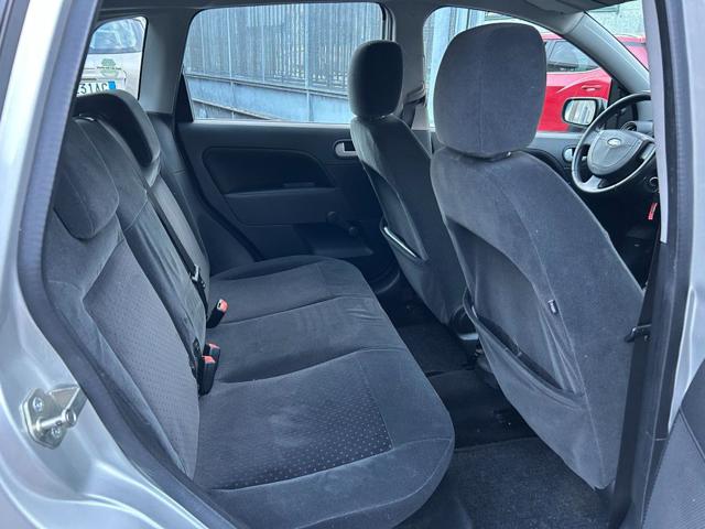FORD Fiesta usata, con Chiusura centralizzata
