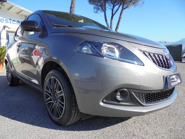LANCIA Ypsilon usata, con Airbag testa