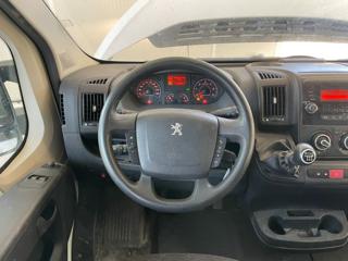 PEUGEOT Boxer usata, con Autoradio digitale