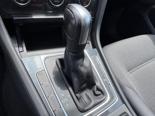 VOLKSWAGEN Golf usata, con Chiusura centralizzata