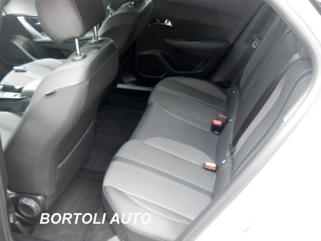 PEUGEOT 2008 usata, con Chiusura centralizzata