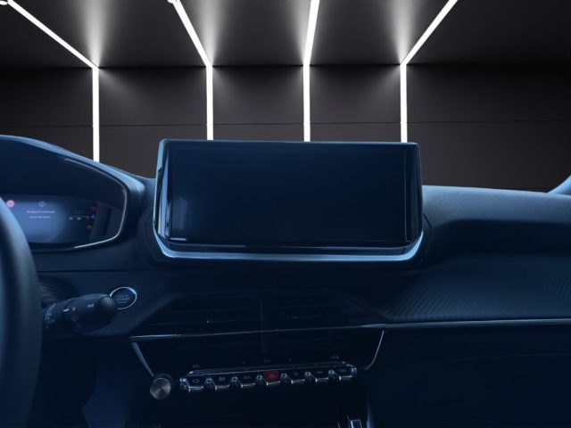 PEUGEOT 2008 usata, con Bracciolo