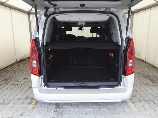 OPEL Combo Life usata, con USB
