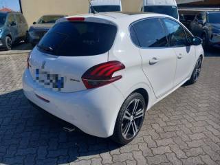 PEUGEOT 208 usata, con Autoradio