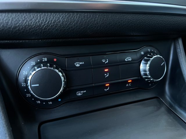 MERCEDES-BENZ CLA 200 usata, con Sistema di navigazione