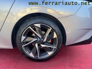 PEUGEOT 308 usata, con Autoradio
