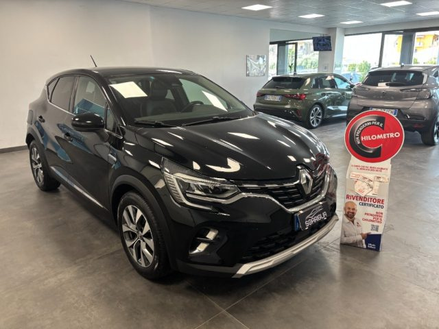RENAULT Captur usata, con USB