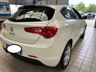 ALFA ROMEO Giulietta usata, con Autoradio