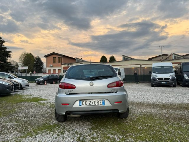 ALFA ROMEO 147 usata, con Autoradio
