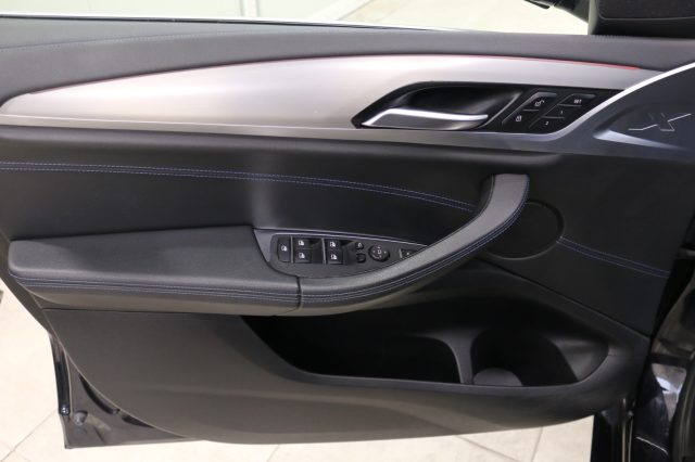 BMW X4 usata, con Specchietti laterali elettrici
