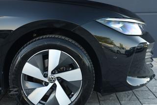 VOLKSWAGEN Passat usata, con Sensori di parcheggio posteriori
