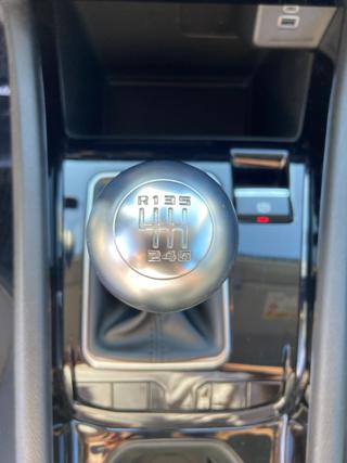 JEEP Compass usata, con Sedile posteriore sdoppiato