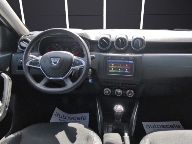 DACIA Duster usata, con USB