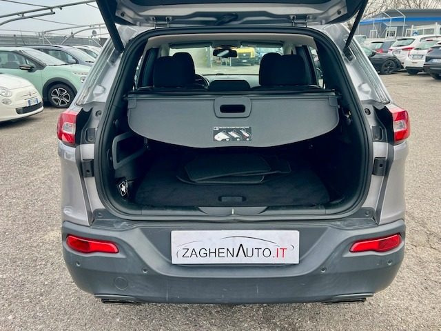 JEEP Cherokee usata, con Touch screen