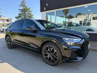 AUDI Q8 usata, con Alzacristalli elettrici