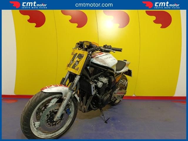 YAMAHA FZ6 Fazer usata 0