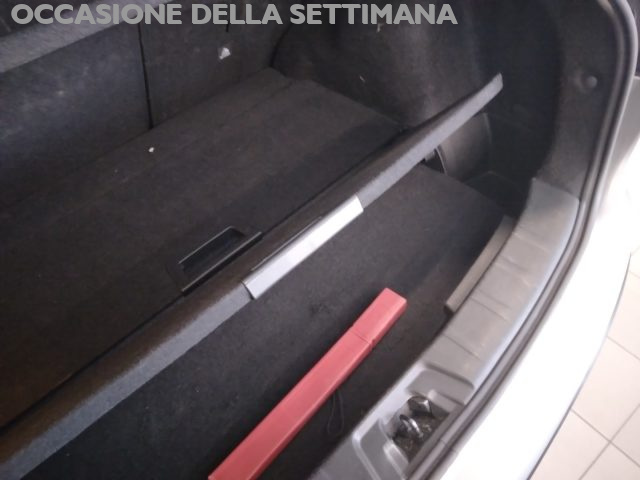 NISSAN Qashqai usata, con Sensori di parcheggio posteriori