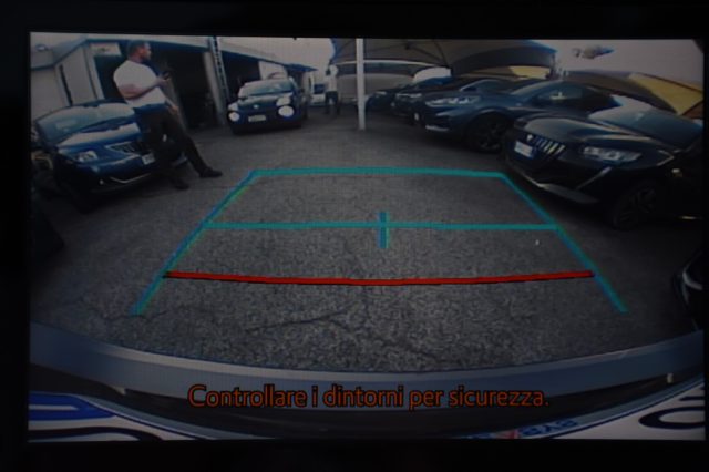 TOYOTA Yaris usata, con Cruise Control