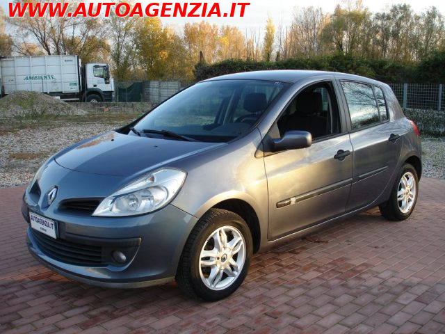 RENAULT Clio usata 0
