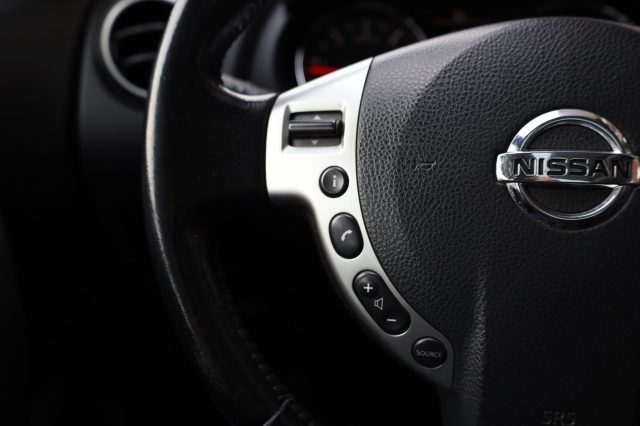 NISSAN Qashqai usata, con Sensore di luce
