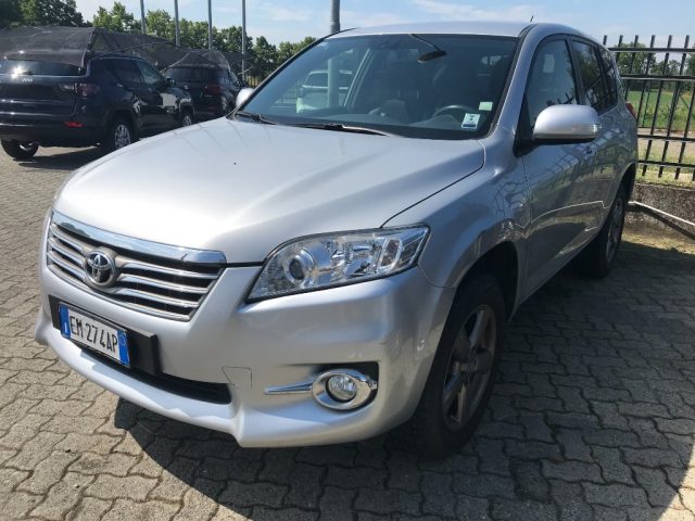 TOYOTA RAV 4 usata, con Cruise Control