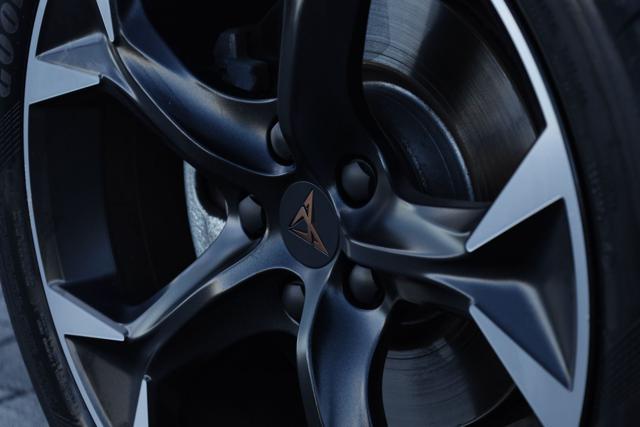 CUPRA Formentor usata, con Spoiler
