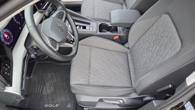VOLKSWAGEN Golf usata, con ESP
