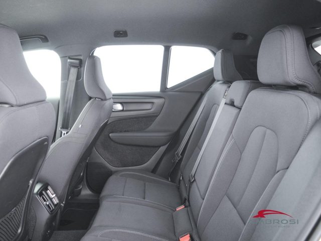 VOLVO XC40 usata 9