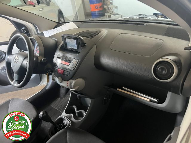 TOYOTA Aygo usata, con Antifurto