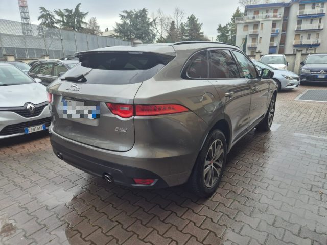 JAGUAR F-Pace usata, con Autoradio