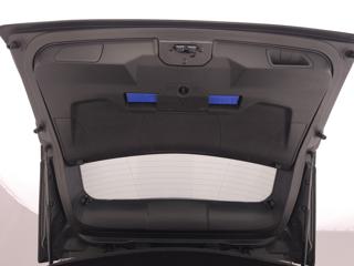 PEUGEOT 3008 usata, con Leve al volante