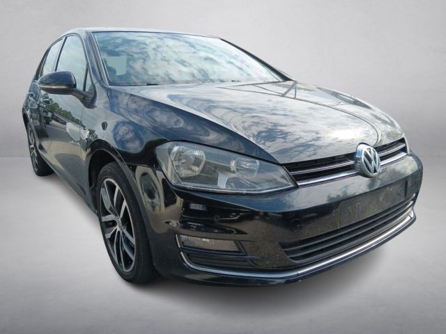 VOLKSWAGEN Golf usata, con Airbag