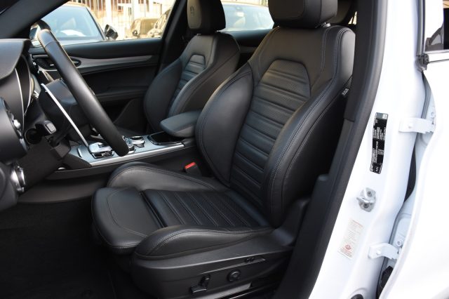 ALFA ROMEO Stelvio usata, con Cerchi in lega
