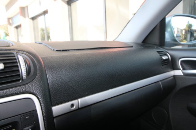 PORSCHE Cayenne usata, con Volante in pelle