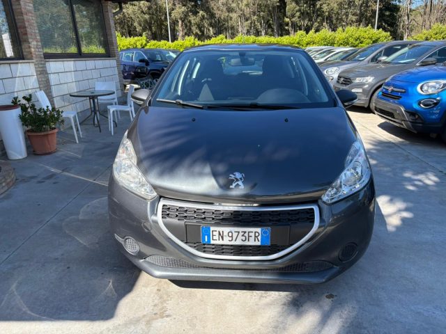 PEUGEOT 208 usata, con Airbag
