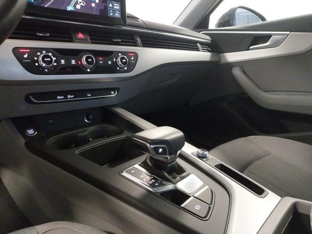 AUDI A4 usata, con Controllo automatico clima