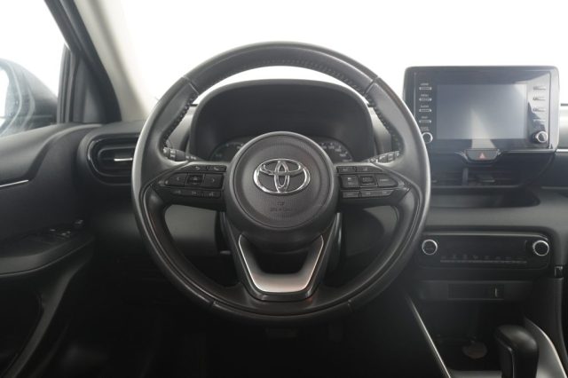 TOYOTA Yaris usata 11