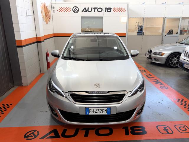 PEUGEOT 308 usata, con Airbag