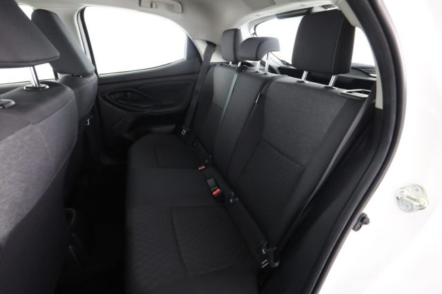 TOYOTA Yaris usata 3