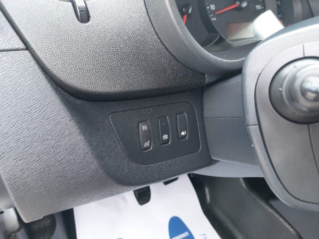 RENAULT Kangoo usata, con USB