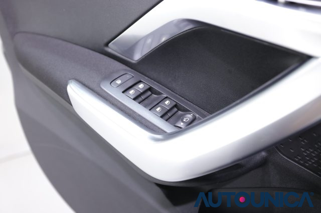 PEUGEOT 2008 usata, con Sensore di pioggia