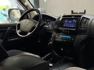TOYOTA Land Cruiser usata, con Bluetooth