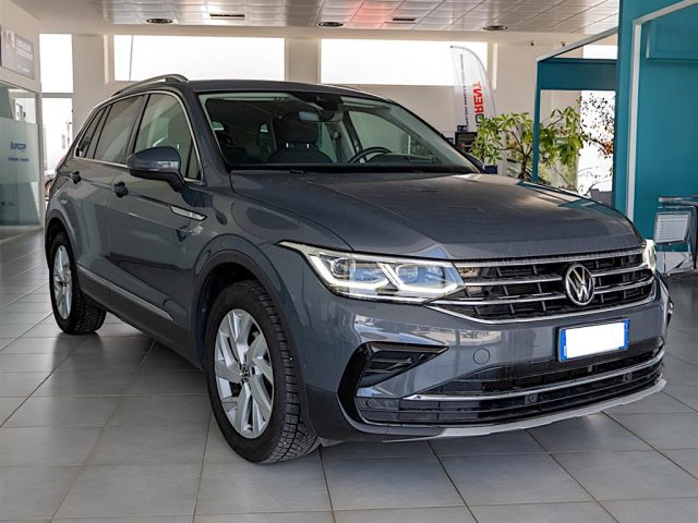 VOLKSWAGEN Tiguan usata, con Cerchi in lega