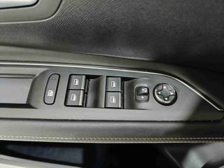 PEUGEOT 3008 usata, con Specchietti laterali elettrici