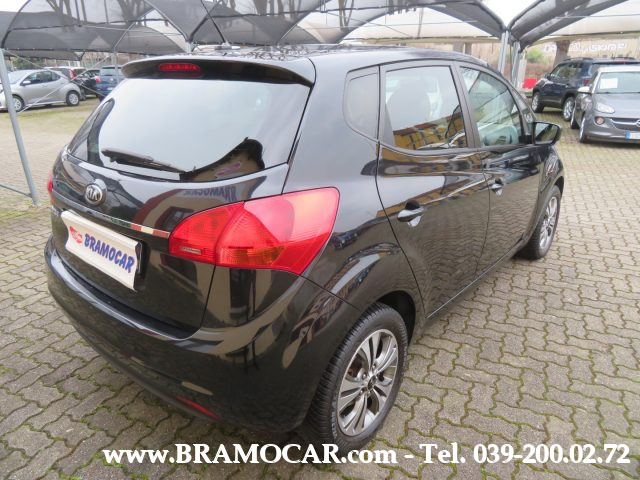 KIA Venga usata, con Autoradio