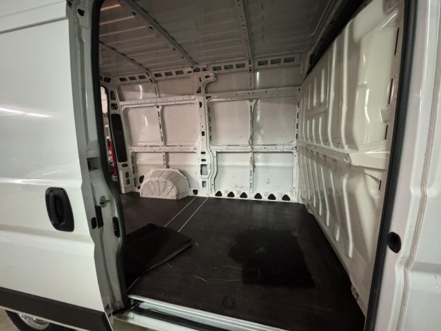 OPEL Movano usata, con Cruise Control